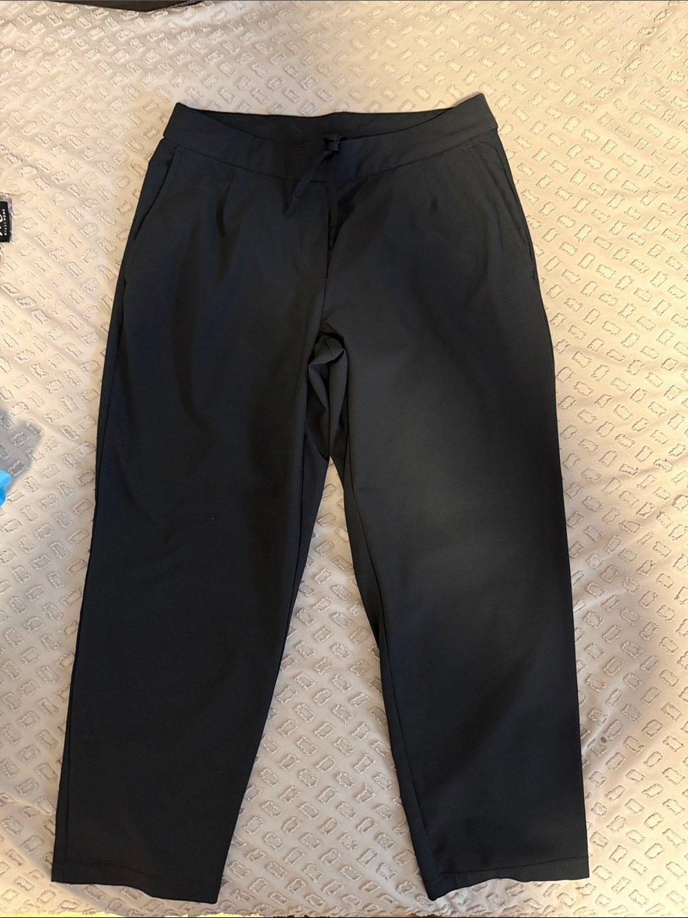 Nike women's Black Jogger-Style Sweatpants